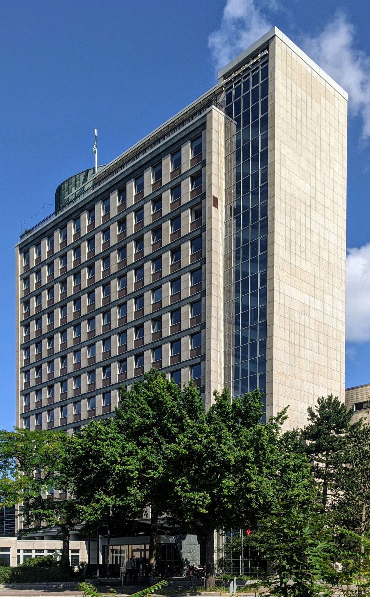 Alster Tower in Hamburg-Mitte